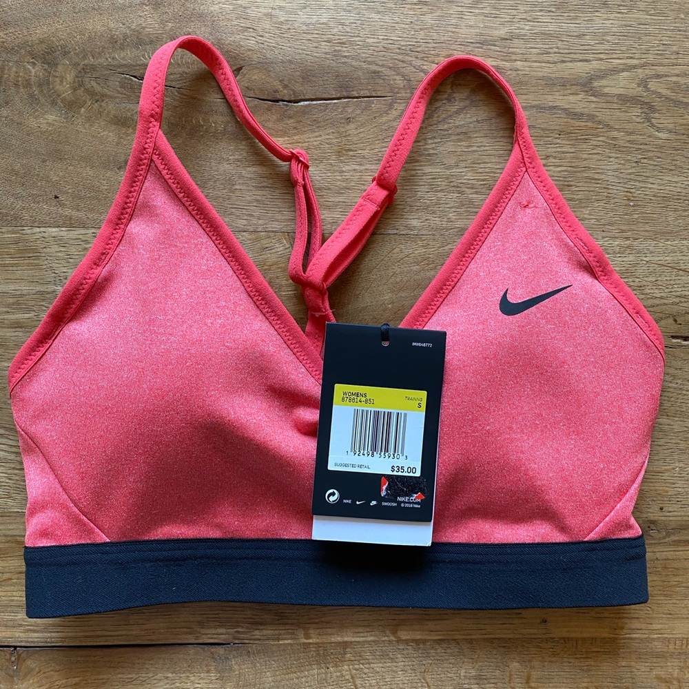 NWT NIKE Indy Sports Bra. Dri-fit 💗